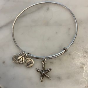 Alex and Ani starfish bengal